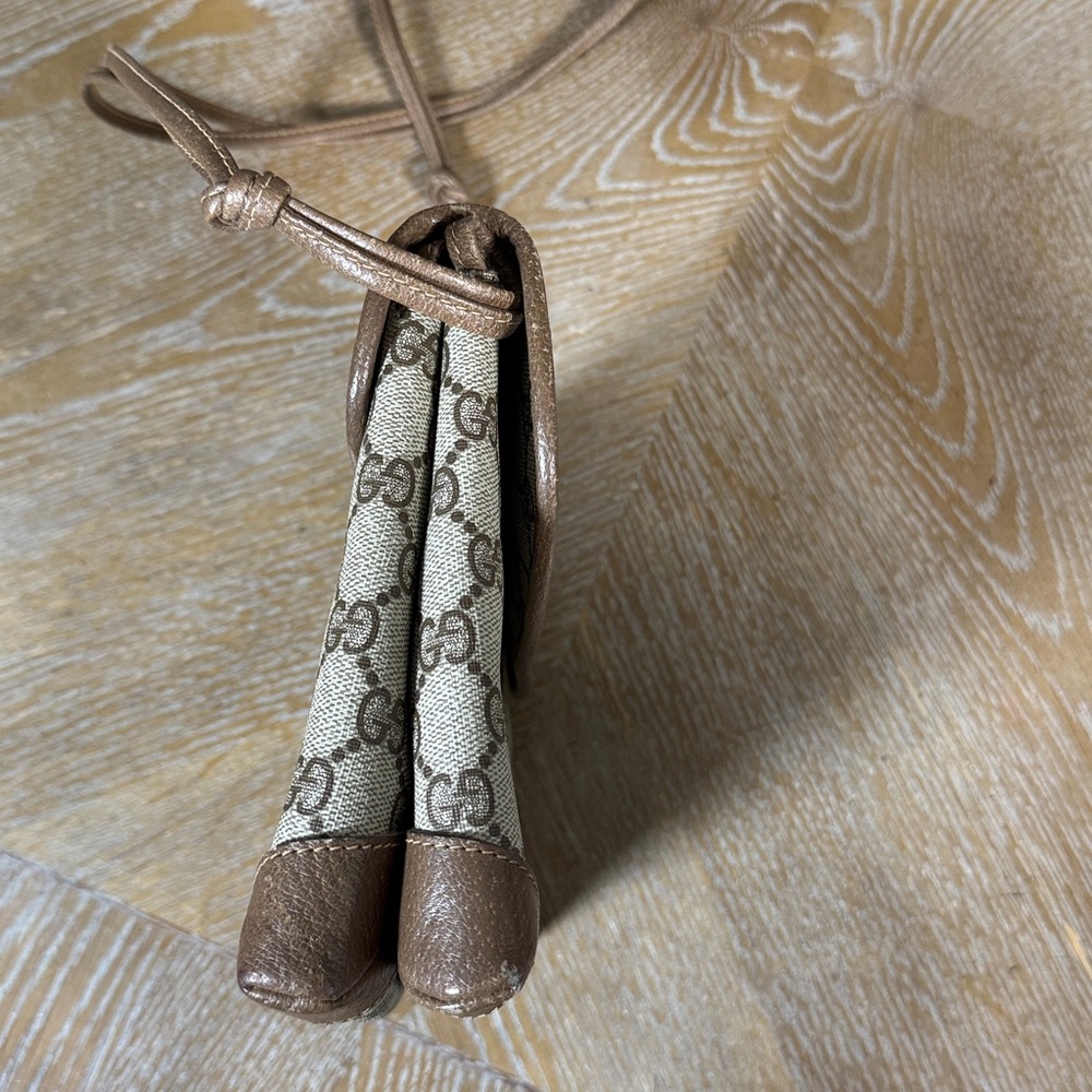 GUCCI Vintage Beige and Brown Crossbody Bag - Picture 9 of 15